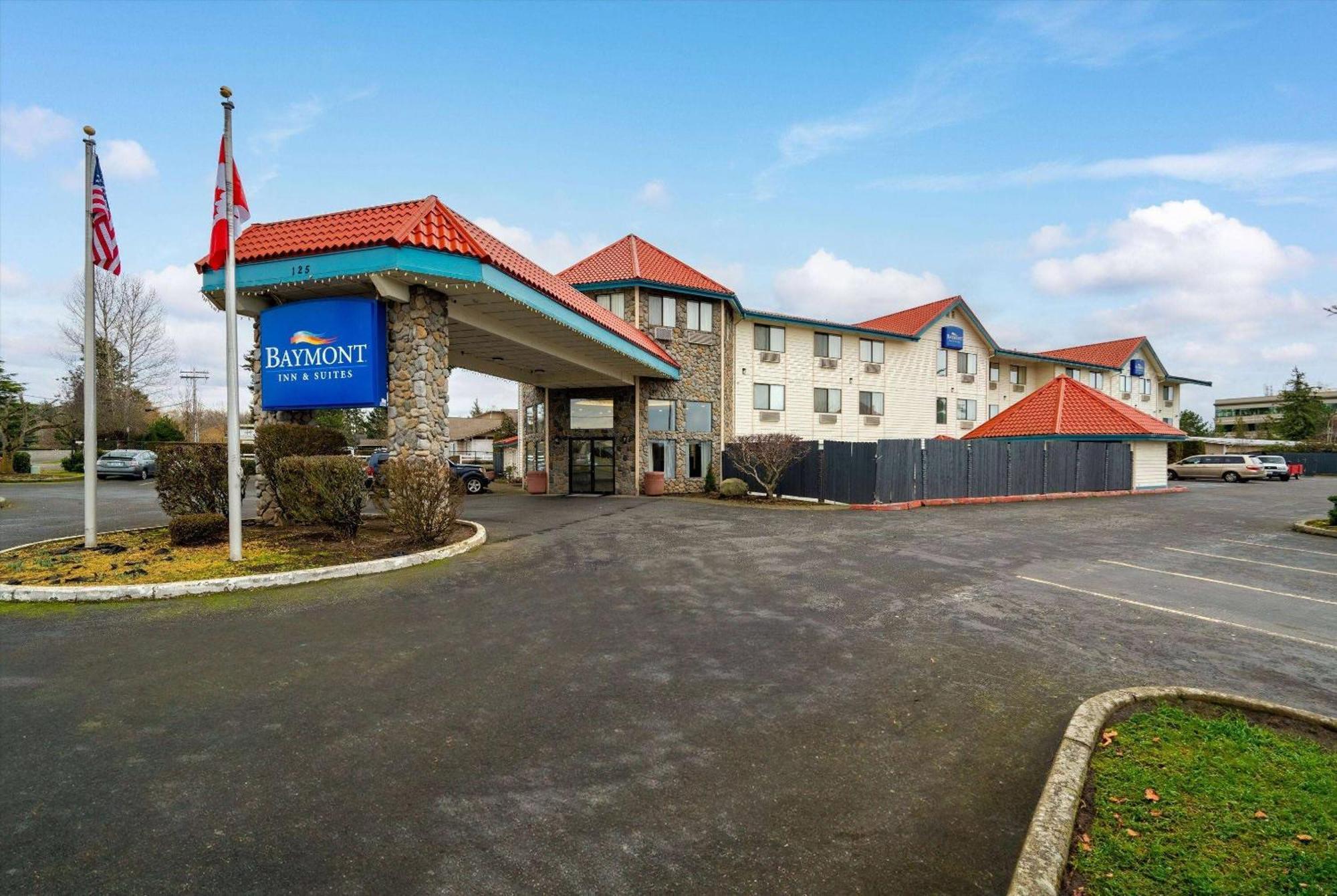 Baymont Inn & Suites By Wyndham Белингам Екстериор снимка